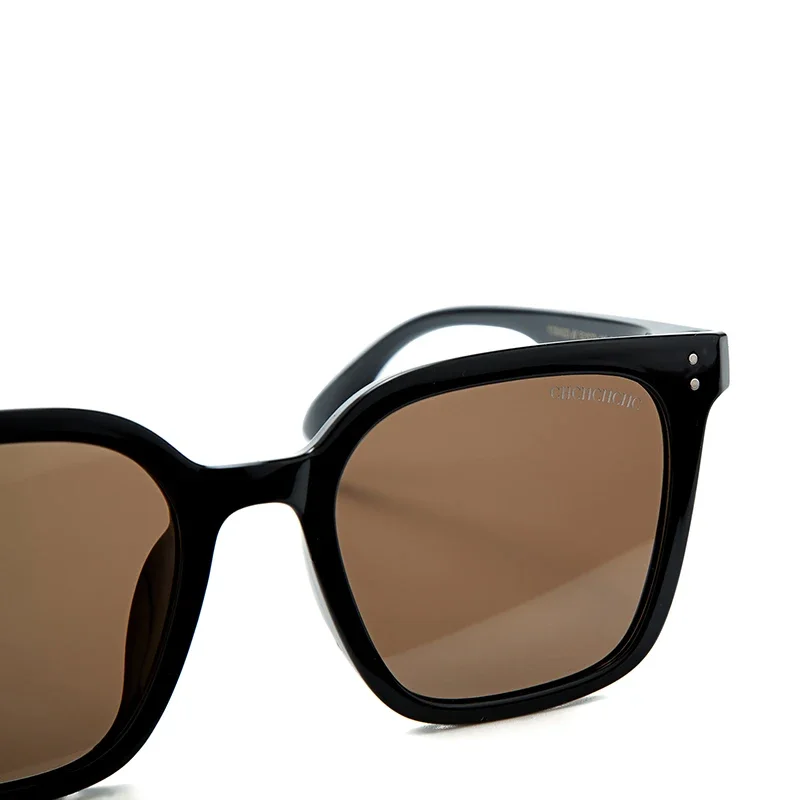 CH Versatile Women Sunglasses  - đánh giá và giá Travel Accessories Luxury Brands